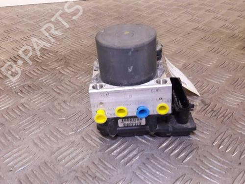 Used ABS pump ABS pump FIAT PANDA (169_) 1.1 (169.AXA1A) (54 hp) 23725892 23725892
