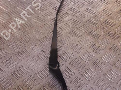 Used Front windshield wiper arm PEUGEOT 308 I (4A_, 4C_) 1.6 HDi (90 hp) 23723416