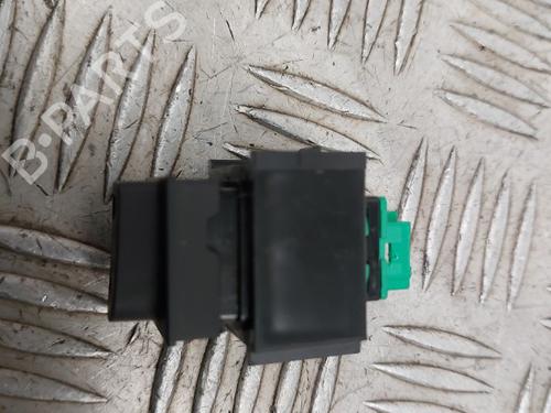 Switch CITROËN C4 CACTUS 1.5 BlueHDi 100 | BP23746754I30 - Image 3