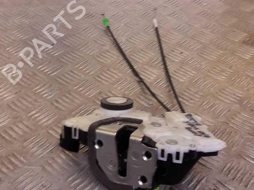 Used Front left lock TOYOTA YARIS (_P9_) 1.4 D-4D (NLP90_, NLP90R) (90 hp) 23714041