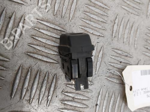 Right front window switch CITROËN XSARA PICASSO (N68) 2.0 HDi | BP30516271I26 