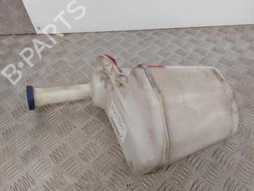 Used Windscreen washer tank PEUGEOT 107 (PM_, PN_) 1.4 HDi (54 hp) 25153218