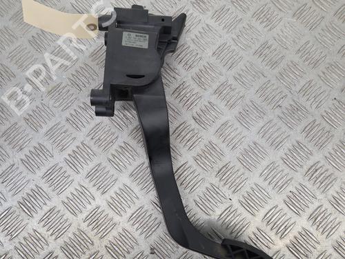 Pedal FIAT DOBLO Box Body/MPV (223_) 1.3 D Multijet (75 hp) 31313688