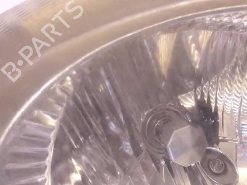 Right headlight RENAULT TRAFIC II Van (FL) 1.9 dCi 80 (FL0B) | BP23725663C29 - Image 2