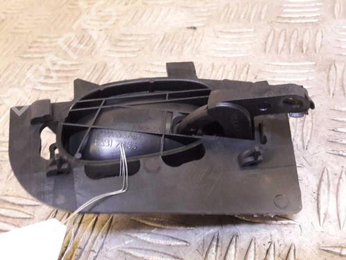Used Front left interior door handle Front left interior door handle PEUGEOT 206 Hatchback (2A/C) 2.0 HDI 90 (90 hp) 23658342 23658342