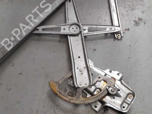 Used Front left window mechanism Front left window mechanism TOYOTA YARIS (_P1_) 1.4 D-4D (NLP10_, NLP10R) (75 hp) 23714147 23714147