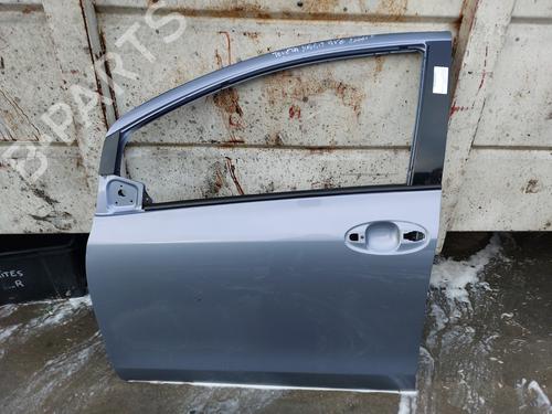 Dør venstre fortil TOYOTA YARIS (_P9_) 1.4 D-4D (NLP90_, NLP90R) (90 hp) 31753848
