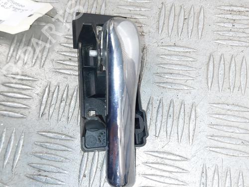 Poignée intérieure avant gauche ALFA ROMEO 147 (937_) 1.6 16V T.SPARK (937.AXA1A, 937.AXB1A, 937.BXB1A) (120 hp) 32164251