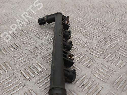 Used Injection rail Injection rail FIAT PUNTO (188_) 1.2 60 (188.030, .050, .130, .150, .230, .250) (60 hp) 27584742 27584742
