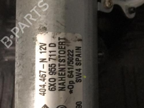 Rear wiper motor VW POLO (6N2) 1.4 TDI | BP23714683M102 - Image 2