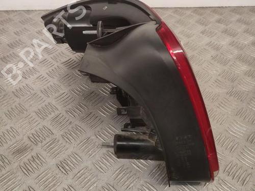 Used Right taillight Right taillight FIAT LINEA (323_, 110_) 1.3 D Multijet (323AXB11, 323AXB1A) (90 hp) 23744322 23744322