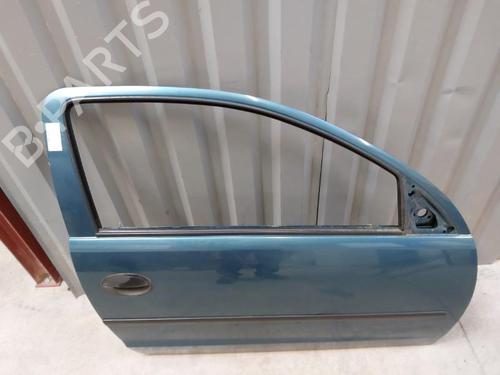 Dør højre fortil Dør højre fortil OPEL CORSA C (X01) 1.2 (F08, F68) (75 hp) 23743516 23743516