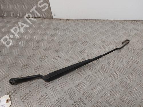 Used Front windshield wiper arm SEAT LEON (1M1) 1.9 TDI (110 hp) 26708272