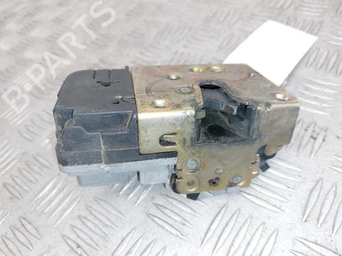 Used Front right lock PEUGEOT 206 Hatchback (2A/C) 1.4 i (75 hp) 32517294