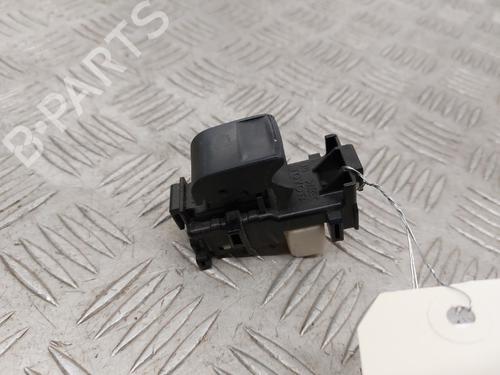 Used Right front window switch Right front window switch TOYOTA YARIS (_P9_) 1.4 D-4D (NLP90_, NLP90R) (90 hp) 23746602 23746602