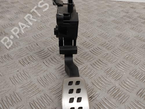 Pedal RENAULT MEGANE IV Hatchback (B9A/M/N_) 1.6 dCi 130 (B9A4) (130 hp) 31113762