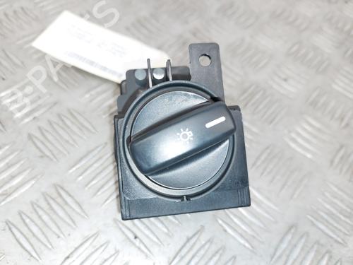 Used Headlight switch MERCEDES-BENZ A-CLASS (W169) A 170 (169.032, 169.332) (116 hp) 30461733