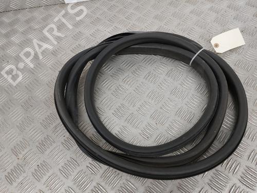 Rubber door seal RENAULT MEGANE III Grandtour (KZ0/1) 1.5 dCi (KZ09, KZ0D, KZ1G, KZ29, KZ14, KZ1W, KZ10, KZ1F,... | BP29336372C142 