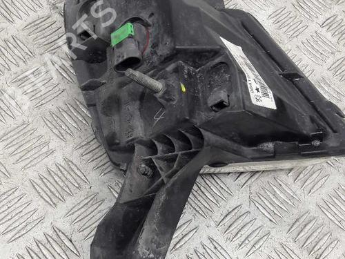 Used Left front fog light Left front fog light PEUGEOT 407 (6D_) 2.0 HDi 135 (6DRHRH, 6DRHRE, 6DRHRG, 6DRHRJ) (136 hp) 23736546 23736546