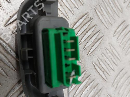 Left front window switch PEUGEOT 107 (PM_, PN_) 1.4 HDi | BP29889477I27 - Image 3