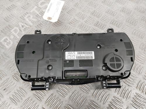 Used Instrument cluster Instrument cluster RENAULT MEGANE IV Hatchback (B9A/M/N_) 1.6 dCi 130 (B9A4) (130 hp) 31113764 31113764