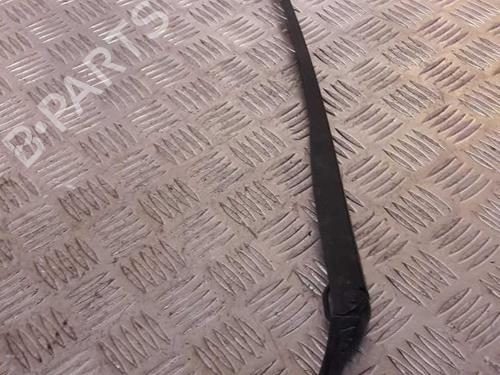 Used Front windshield wiper arm PEUGEOT 307 (3A/C) 1.6 16V (109 hp) 23723395