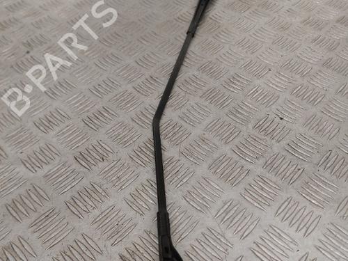 Front windshield wiper arm PEUGEOT 2008 I (CU_) 1.6 BlueHDi 100 | BP23747149C143 