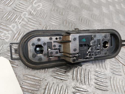 Lampeholder Lampeholder PEUGEOT 5008 (0U_, 0E_) 1.6 HDi (110 hp) 33991630 33991630