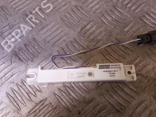 control-unit-renault-laguna-iii-bt01-2007-2008-2009-2010-2011-2012-2013-2014-2015-23658125 main image