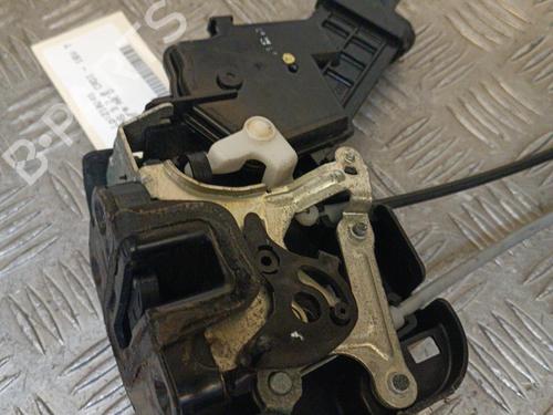 Used Rear right lock KIA CARENS III MPV (UN) 2.0 CRDi 140 (140 hp) 23715961