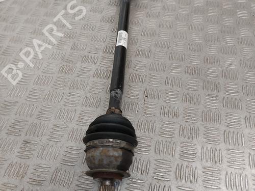 Used Right front driveshaft VW UP! (121, 122, BL1, BL2, BL3, 123) 1.0 (60 hp) 31832949