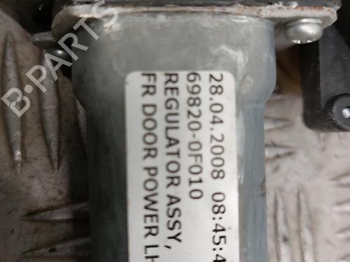 Rudehejsemotor forskærm venstre TOYOTA COROLLA Verso (ZER_, ZZE12_, R1_) 2.2 D-4D (AUR10_, AUR10R) | BP30409646E21