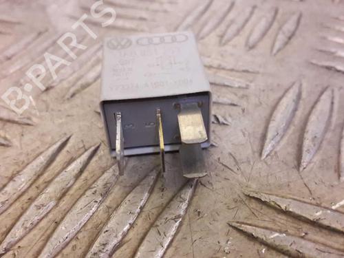 Used Electronic module Electronic module SEAT IBIZA IV ST (6J8, 6P8) 1.6 TDI (90 hp) 24853653 24853653