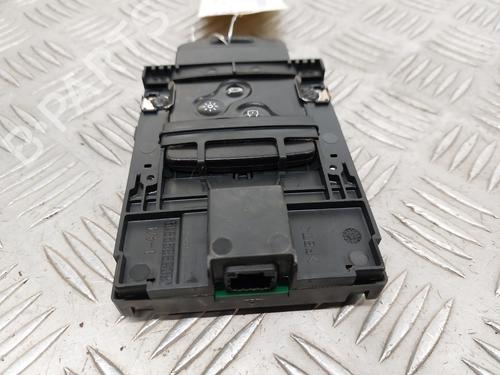 Card reader RENAULT MEGANE III Grandtour (KZ0/1) 1.5 dCi (KZ09, KZ0D, KZ1G, KZ29, KZ14, KZ1W, KZ10, KZ1F,... | BP29352679E4 