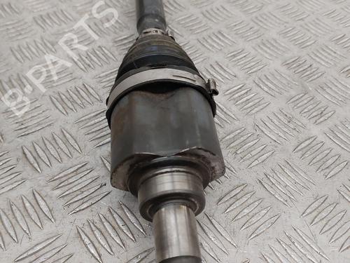 Used Right front driveshaft Right front driveshaft VW UP! (121, 122, BL1, BL2, BL3, 123) 1.0 (60 hp) 31832949 31832949