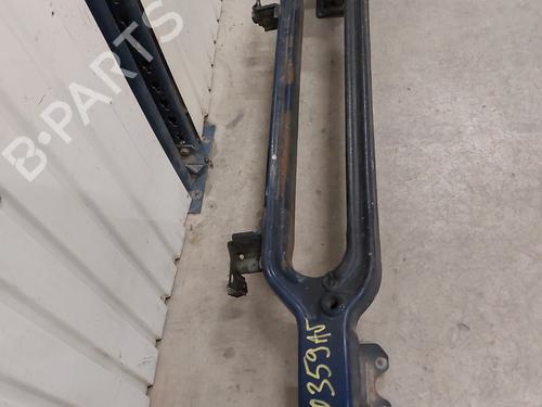 Used Front bumper reinforcement Front bumper reinforcement 31625063 31625063