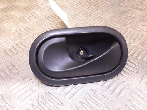 Used Front left interior door handle Front left interior door handle RENAULT CLIO III (BR0/1, CR0/1) 1.5 dCi (C/BR0G, C/BR1G) (68 hp) 23727202 23727202