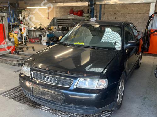 Brugte AUDI A3 (8L1) 1.9 TDI 4936602
