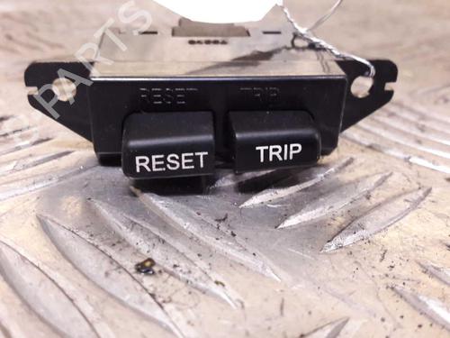 switch-hyundai-santa-fe-ii-cm-2005-2006-2007-2008-2009-2010-2011-2012-2013-2014-2015-24852179 main image