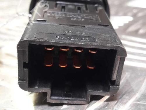 warning-switch-dacia-sandero-2008-23715762 main image