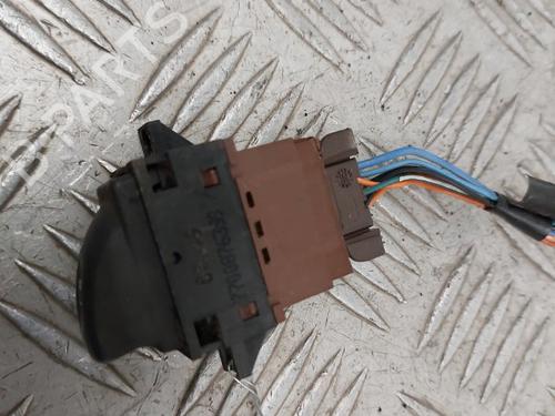 Left front window switch RENAULT ESPACE III (JE0_) 2.2 12V TD (JE0E, JE0H, JE0P) | BP25259489I27 - Image 4