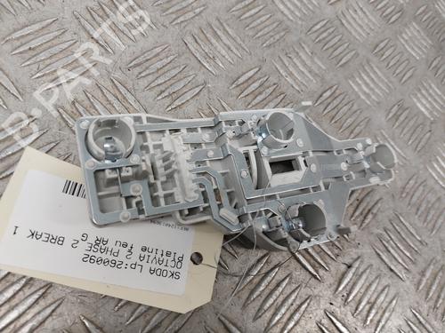 Used Lamp holder Lamp holder SKODA OCTAVIA II Combi (1Z5) 1.6 TDI (105 hp) 33831501 33831501