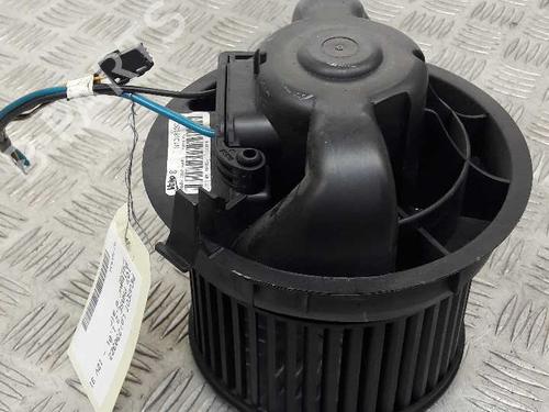 Used Heater blower motor PEUGEOT 107 (PM_, PN_) 1.0 (68 hp) 23736323