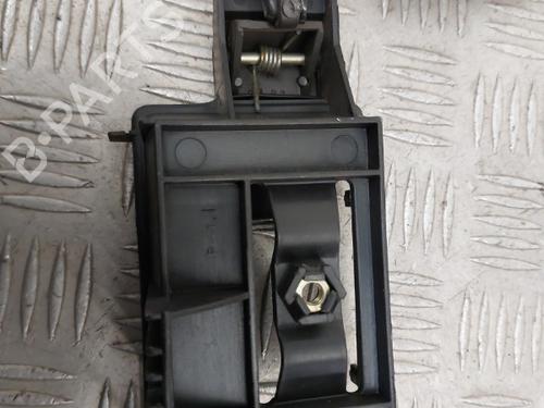 Used Front left interior door handle Front left interior door handle RENAULT SUPER 5 (B/C40_) 1.4 (B/C40M) (60 hp) 23659741 23659741