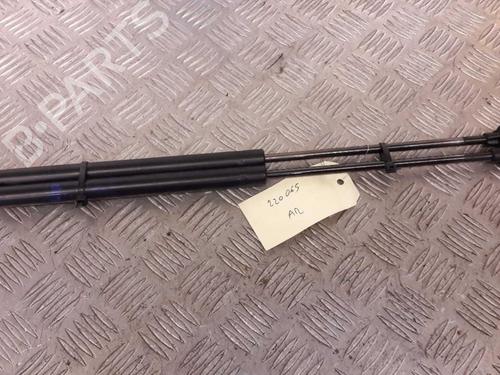 Used Tailgate lift support Tailgate lift support RENAULT CLIO I (B/C57_, 5/357_) 1.2 (B/C/S57A, B/C57S, 5/357F, 5/357J, 5/357L, 5/357R) (58 hp) 23723600 23723600