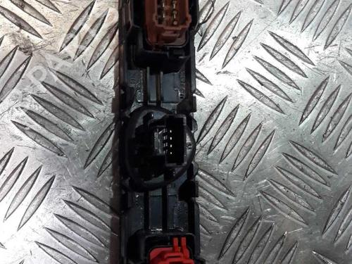 Used Warning switch Warning switch RENAULT CLIO II (BB_, CB_) 1.2 (BB0A, BB0F, BB10, BB1K, BB28, BB2D, BB2H, CB0A,... (58 hp) 23716267 23716267