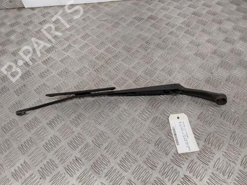 Used Front windshield wiper arm MAZDA 2 (DY) 1.2 (DY3W) (75 hp) 23737563