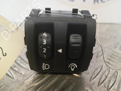 headlight-switch-renault-zoe-bfm_-2012-23725933 main image