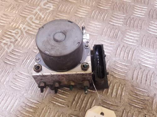 Used ABS pump RENAULT CLIO III (BR0/1, CR0/1) 1.5 dCi (BR17, CR17) (86 hp) 23727135