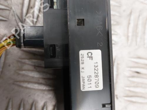 Used Right front window switch Right front window switch OPEL ASTRA H (A04) 1.3 CDTI (L48) (90 hp) 27715470 27715470